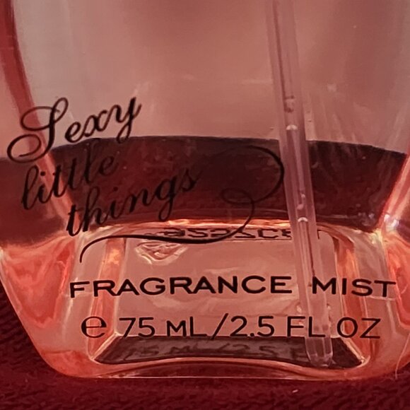 Victoria's Secret Sexy Little Things Fragrance Mist 2.5 oz RARE Body Mist - Picture 3 of 4